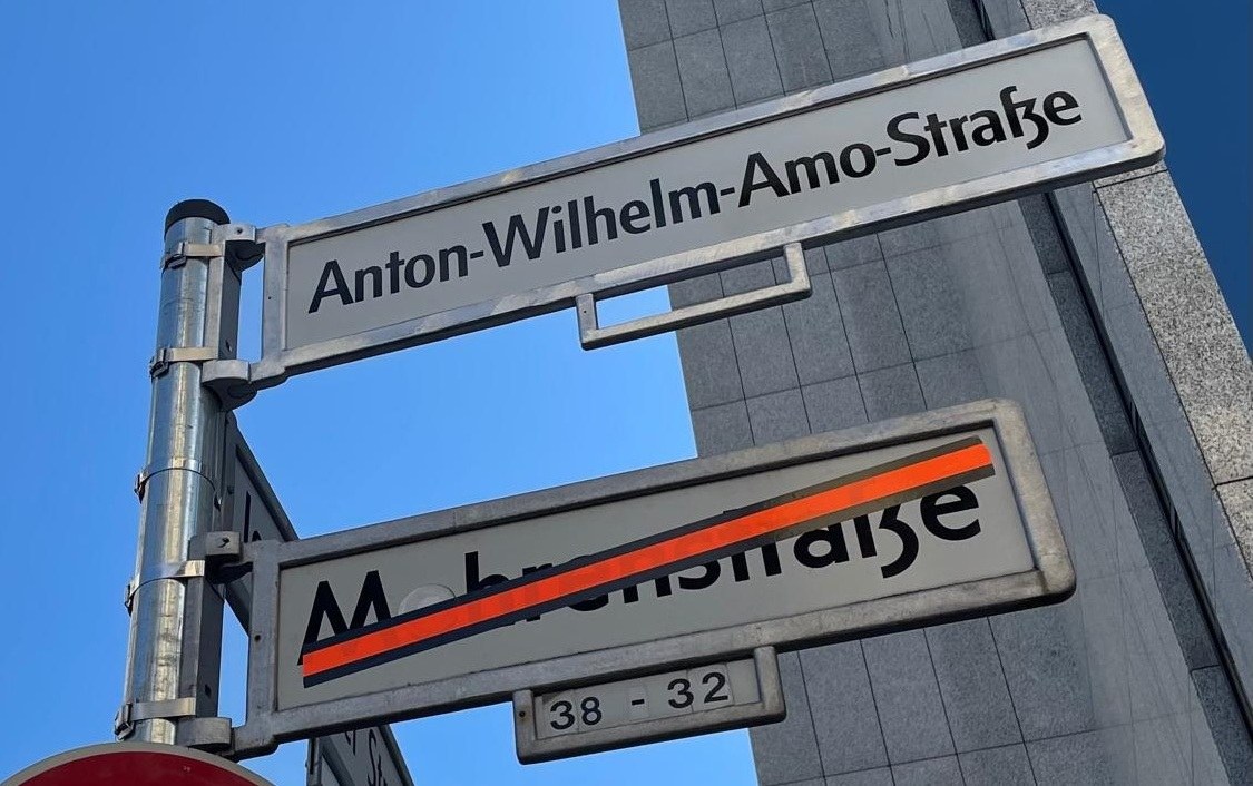 Umbenennung der Mstraße in Berlin Mitte, 23. 08. 2025. Foto Carla J. Maier 
