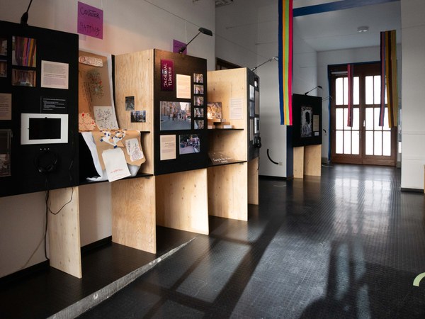 Foto Amo Salon Ausstellung